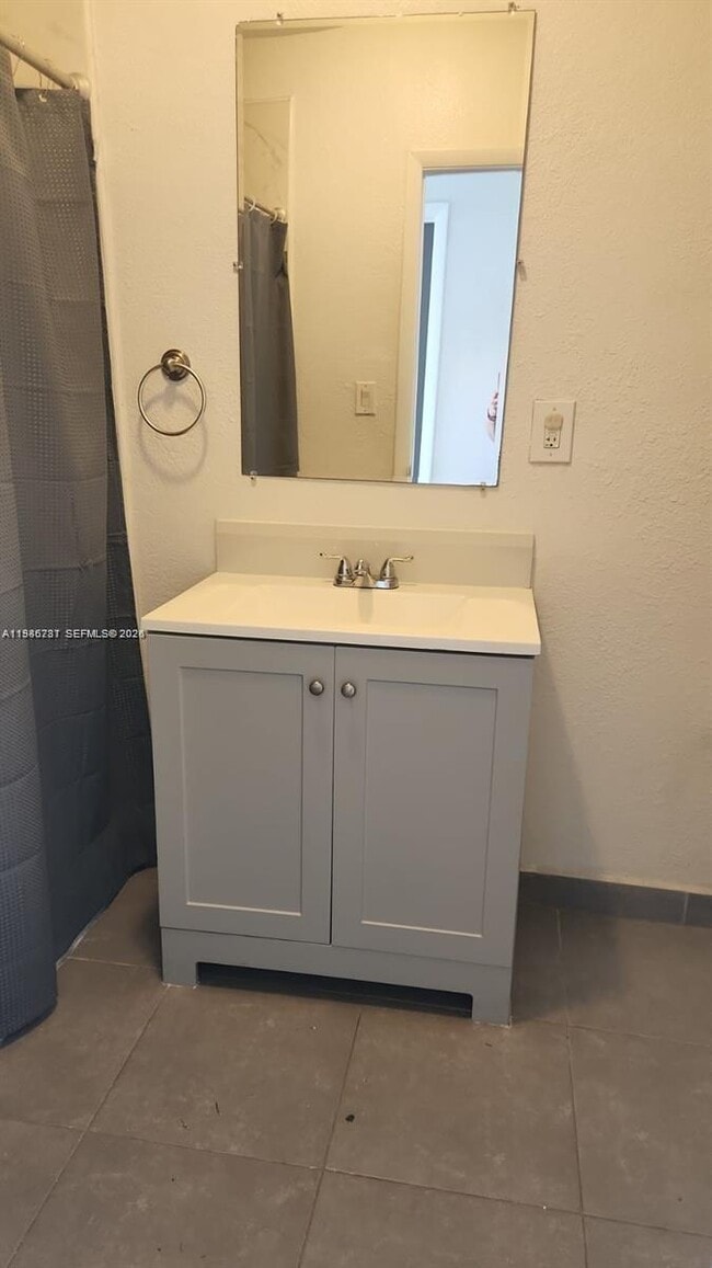 Photo - 2821 SW 39th Ave Unit 2821