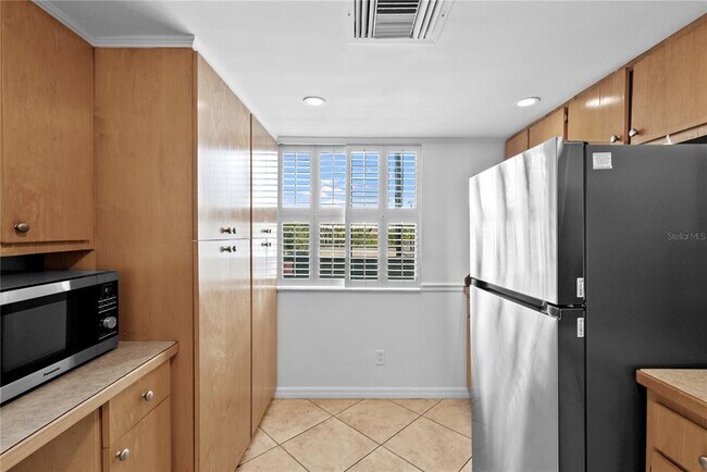 Photo - 201 W Laurel St Unit 308