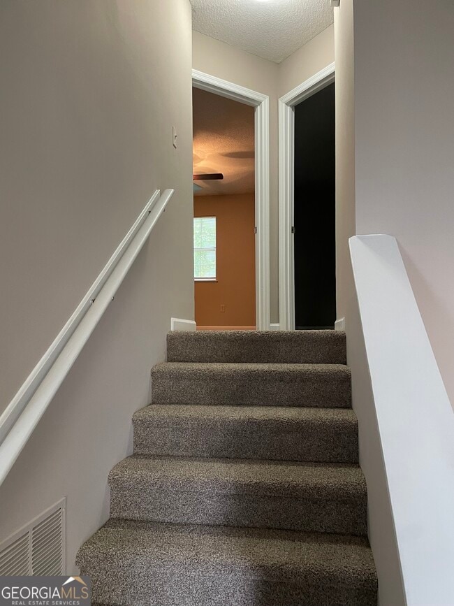 Photo - 1918 Cheatham Woods Dr SW