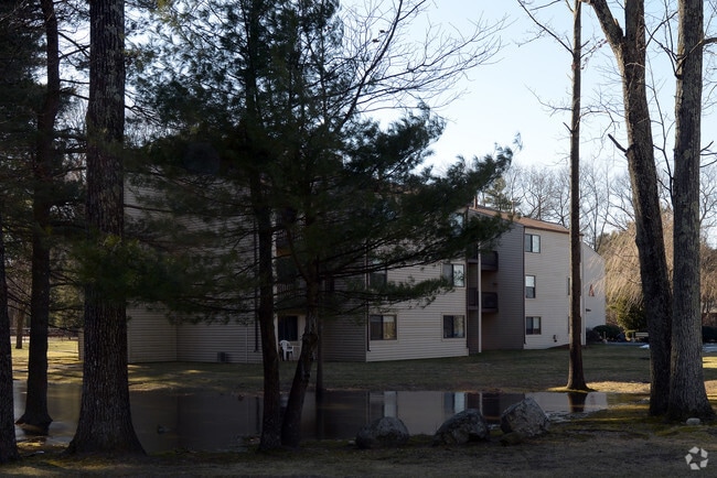 Photo - Oak Woods Apartments