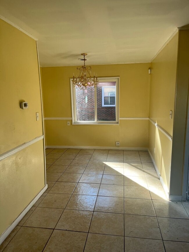 Photo - 2 Bedroom Home Midfield area