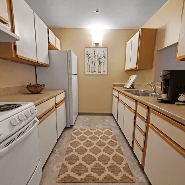 Photo - Mollie & Max Barnett Apartments