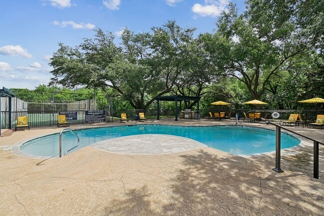 Chisholm Place
