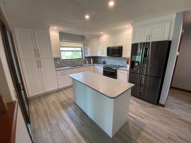 Photo - Beautiful 2/2/2 Deltona home