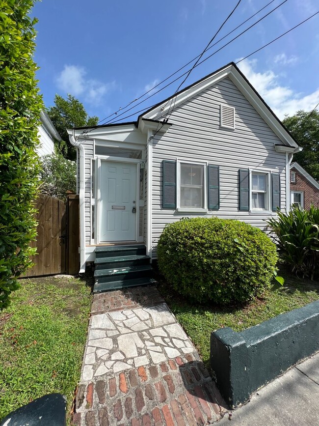 Photo - 6 Maverick St