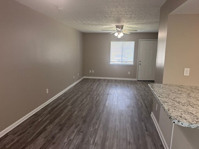 Photo - 2916 Sequoia Ave Unit 2916 Sequoia Ave