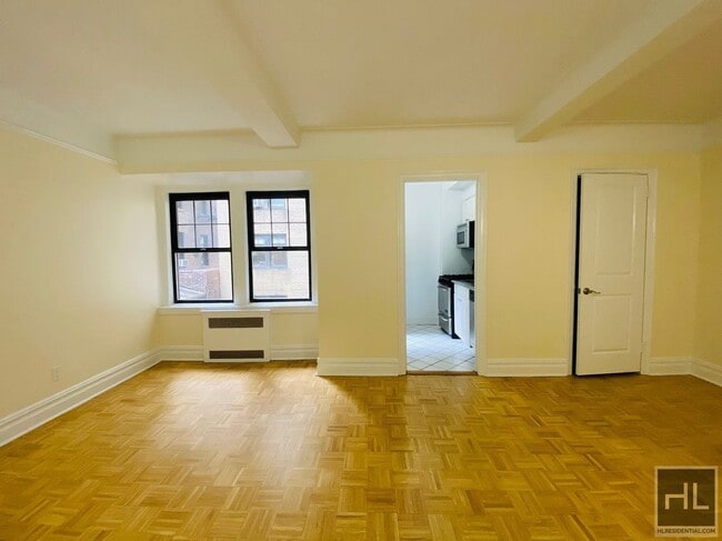 Photo - Christopher Street Unit 2C