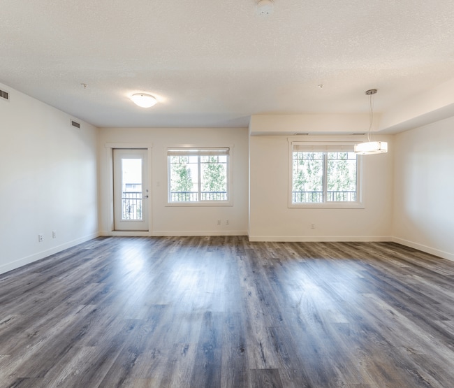 Photo - Nautical Luxury Suites at Summerside