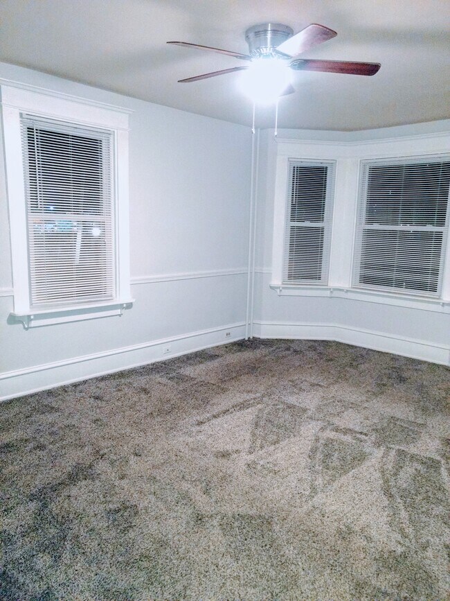 Photo - 207 S Easton Rd Unit B
