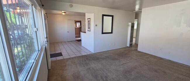 Photo - 930-934 Emory Street Unit 934