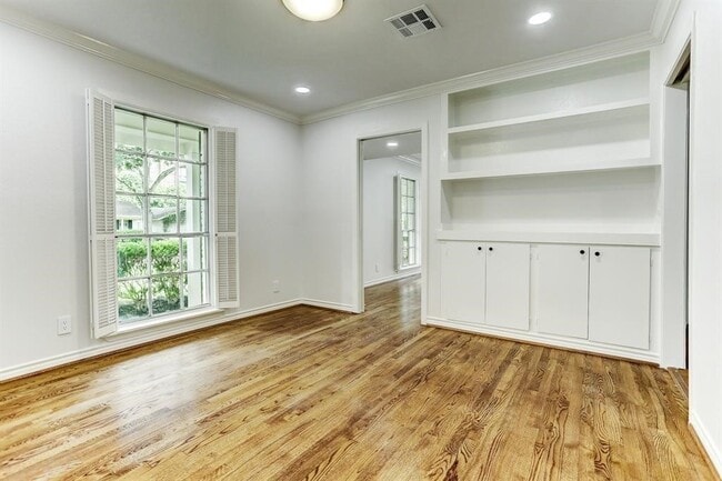 Photo - 5429 Lincrest Ln