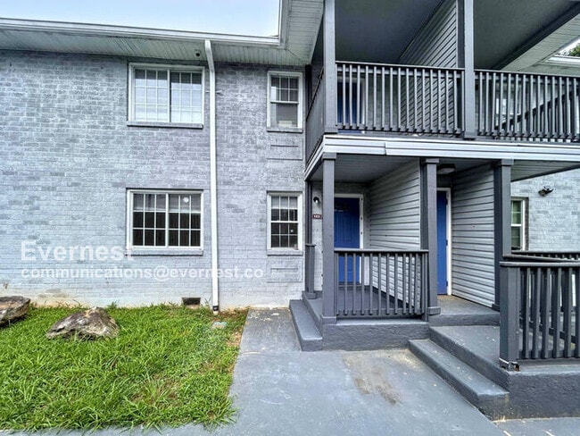 Building Photo - 1425 Joseph E. Boone Blvd NW Unit d 103 Rental