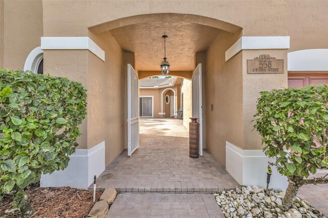 Photo - 558 NW 118th Ave