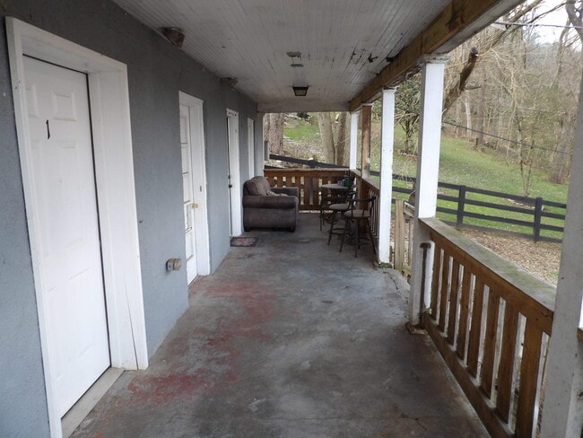 Photo - 6 Dogwood Ln Unit 1