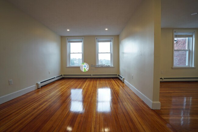 Photo - 312 Tappan St Apartment Unit 6