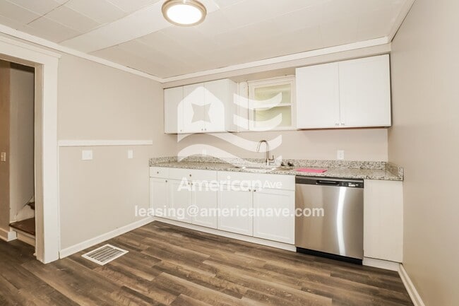 Photo - 1027 Washington Ave