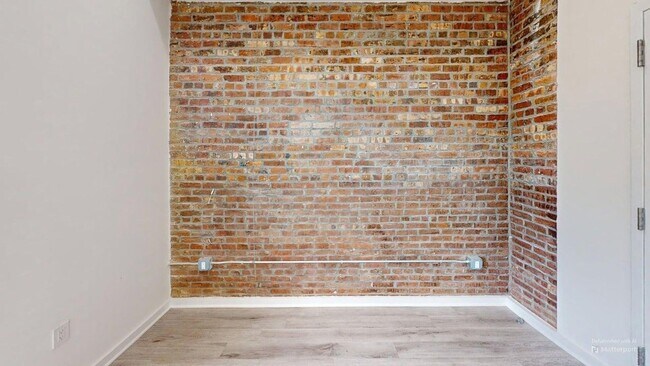 Photo - The Roseville