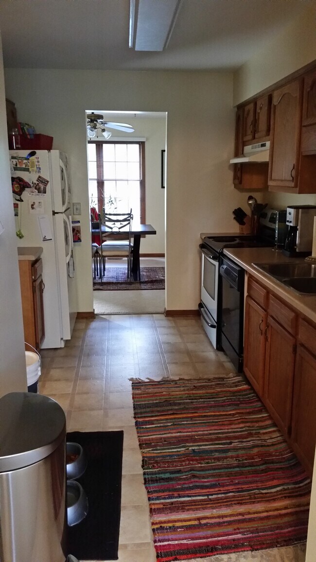 Kitchen - 4861 Drayton Rd Unit 4861 Drayton Rd