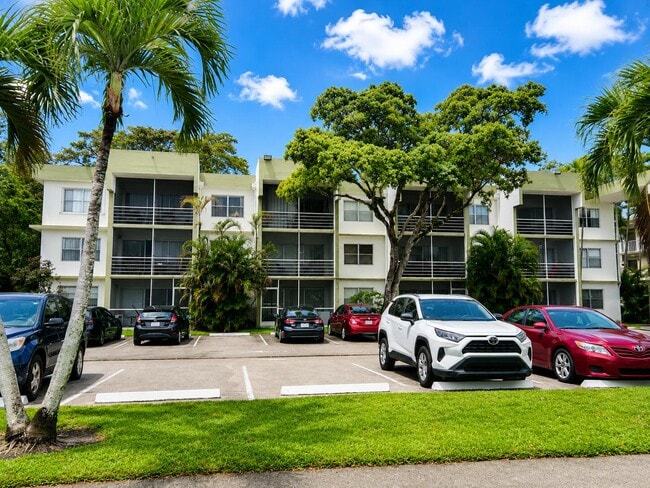Photo - 4205 N University Dr Unit 106