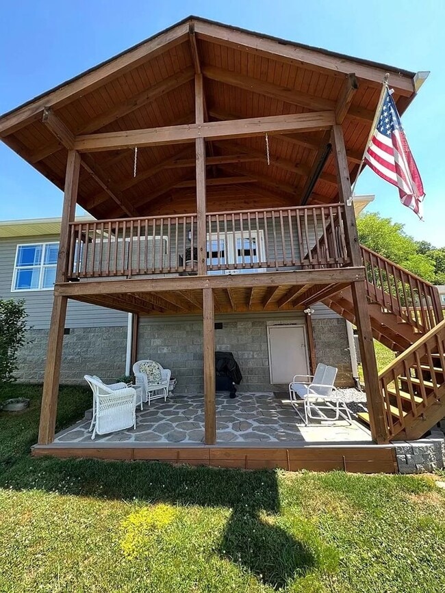 Photo - Stunning 3-Bedroom Home with Deck, Patio & Large Yard in Kodak, TN