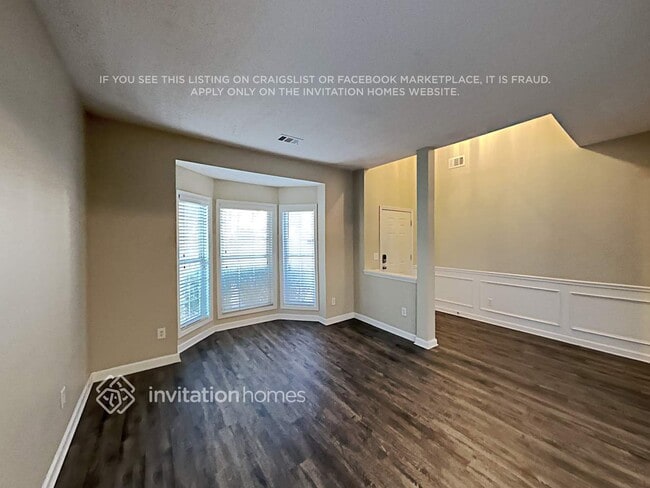 Photo - 1218 Everwood Dr SW