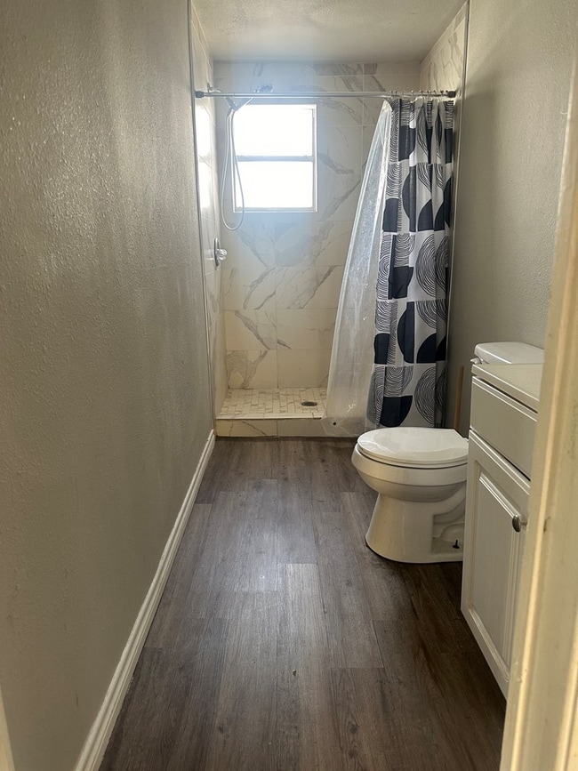 Photo - 3614 Eisenhower Rd