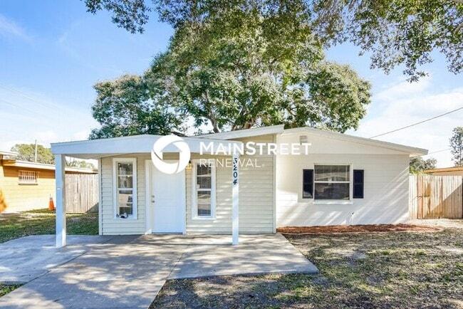 3 Bedroom Pet-Friendly Home in Tampa, FL w... - 3 Bedroom Pet-Friendly Home in Tampa, FL w...