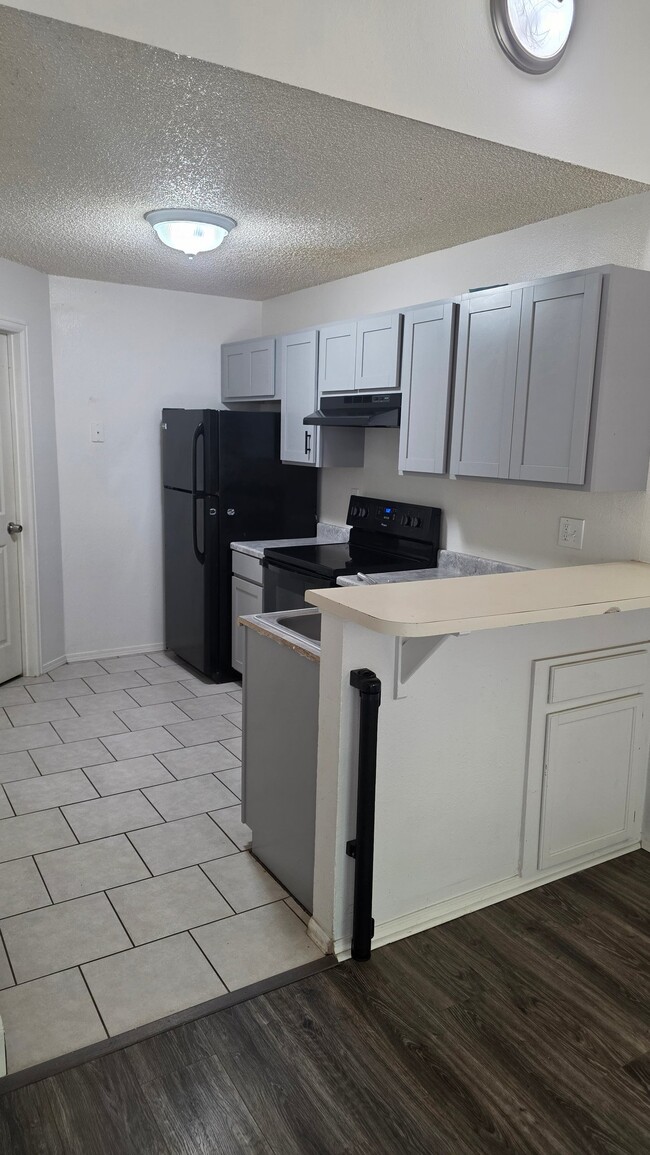 Photo - 157 Wellington St Unit 163