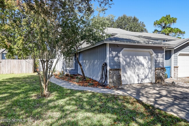 Photo - 12015 Cobblewood Ln N