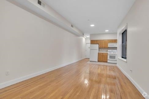 Building Photo - 65 Summit Ave Rental