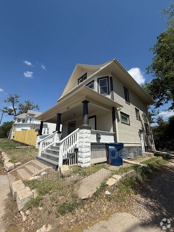 Building Photo - 2616 South St Rental