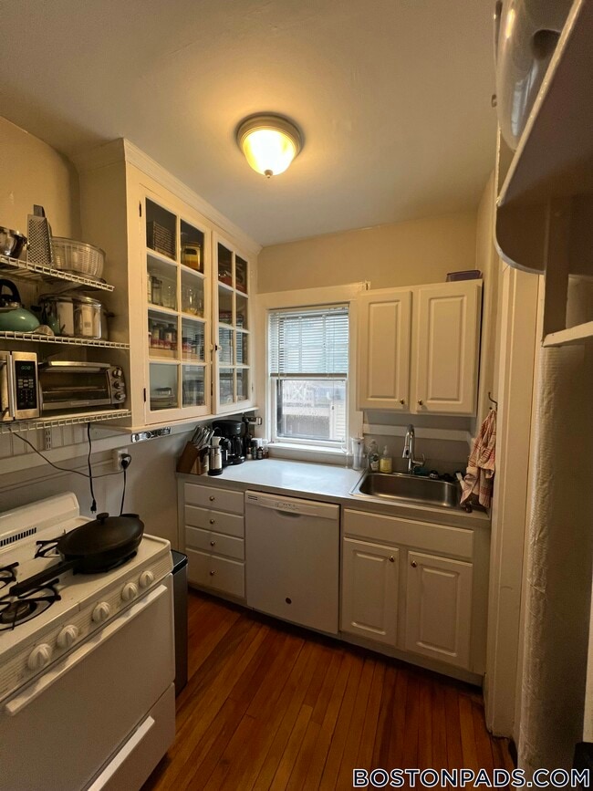 Photo - 11 Story St Unit 32