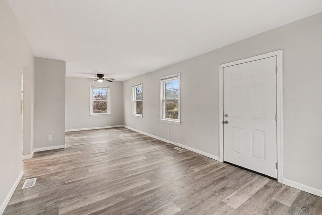 Photo - Stunning 3 Bed 1 Bath Home