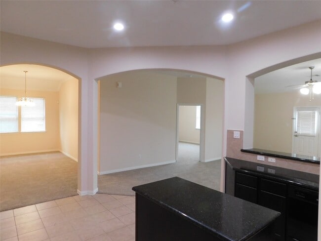 Photo - 217 Harbor Bend Ln