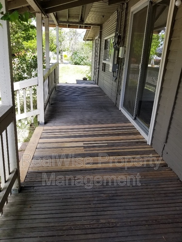 Photo - 1483 Fruitdale Dr