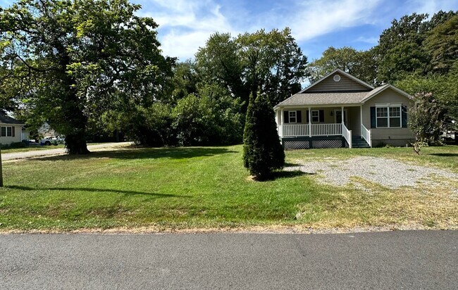 Photo - 702 Garfield Ave