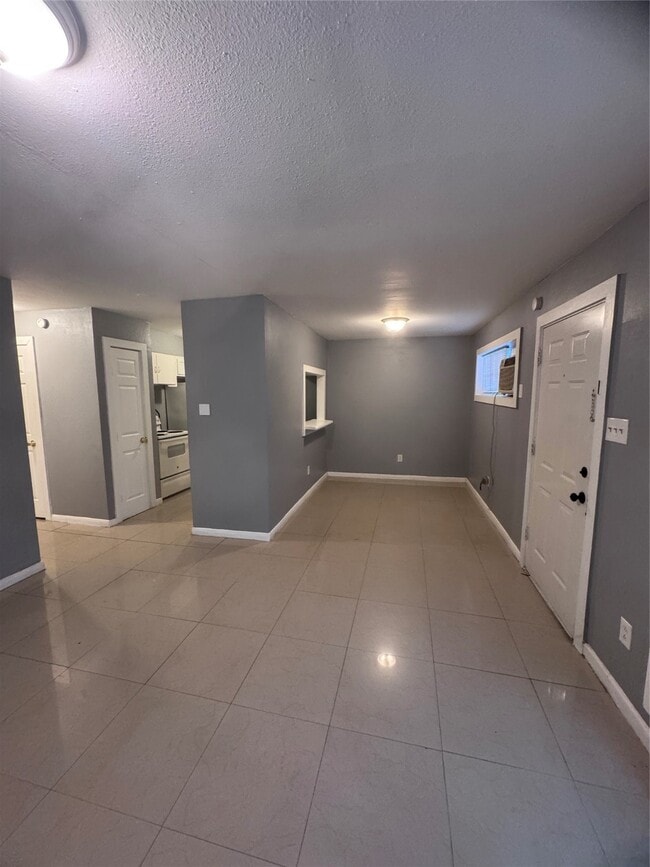 Photo - 4807 Mallow St