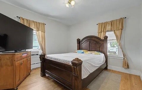 Photo - 172 Sisson St