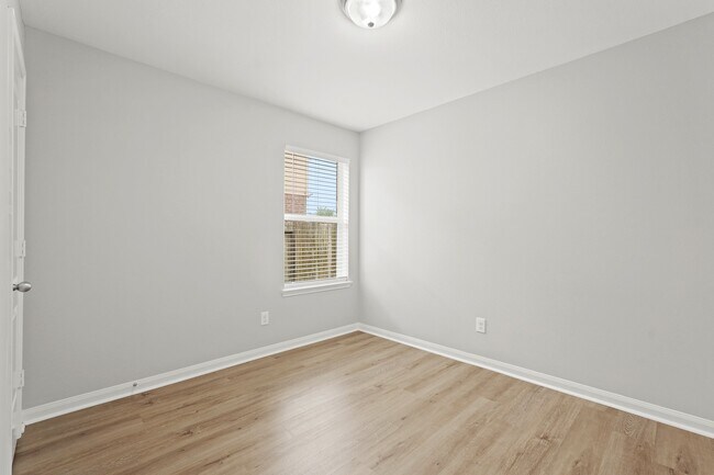 Photo - 7126 Montclair Peak Ln