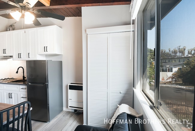 Building Photo - 1864 Cordova St Unit 103A Rental