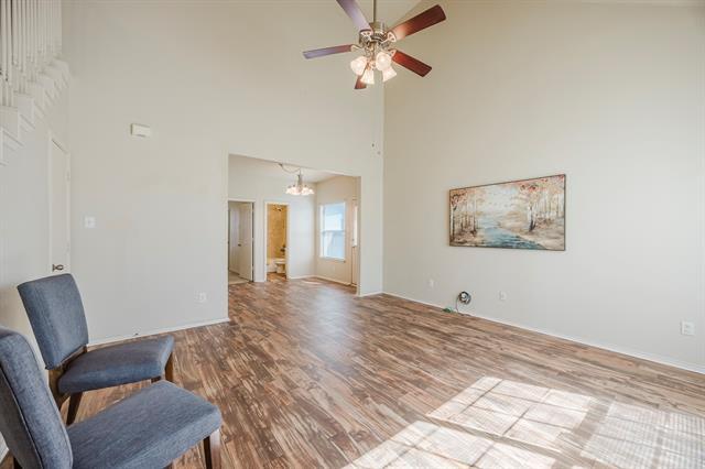 Photo - 103 Janis St