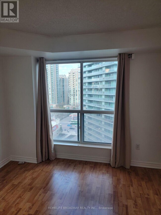 Photo - 23 Lorraine Dr Unit 1615