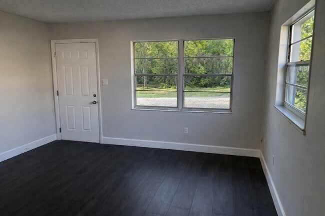 Photo - 467 Connecticut Ave Unit A