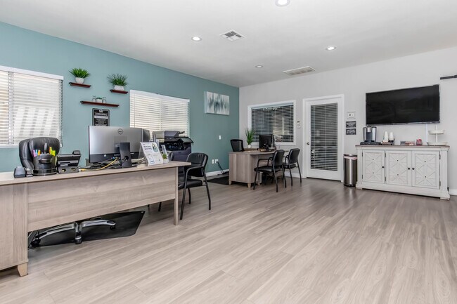 Leasing Office - Interior