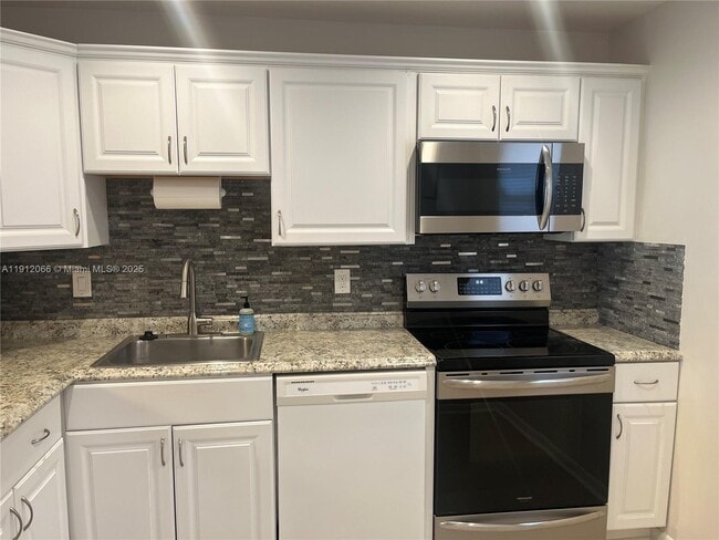 Photo - 5525 N Lakewood Cir Condo Unit 223