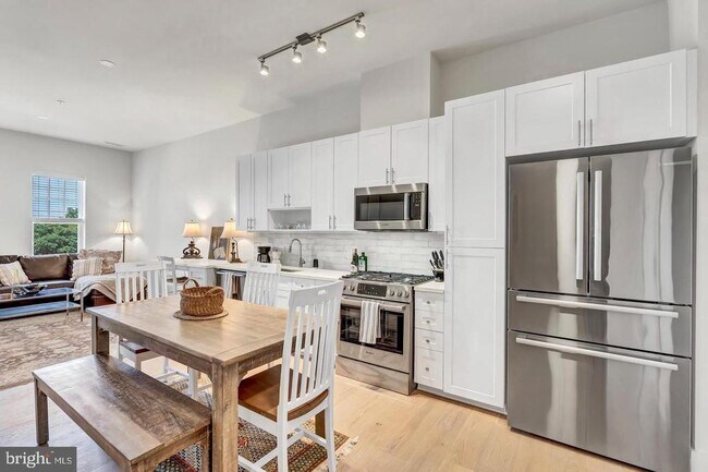 Photo - 6803 Cameron Dr NW Unit 514