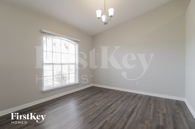 Photo - 927 NW 10th Ave
