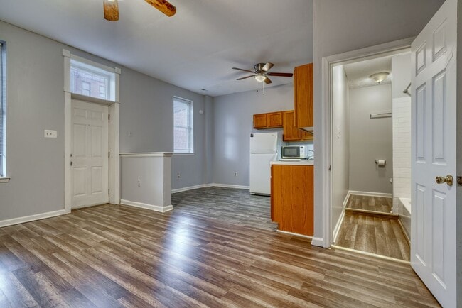 Photo - 1601 S Hanover St Unit 1601 S Hanover St Apt 1R