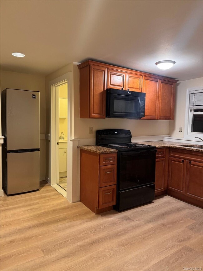 Photo - 62 Warwick Rd Unit 2