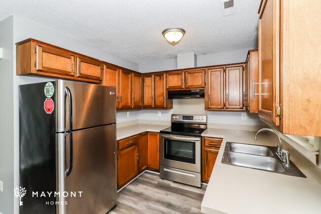 Photo - 115 George Clay Ln